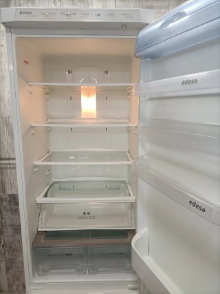 Frigorífico Edesa Combi A 200x60cm con garantía