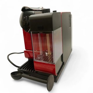 CAFETERA NESPRESSO LATTISSIMA ROJA +ACC