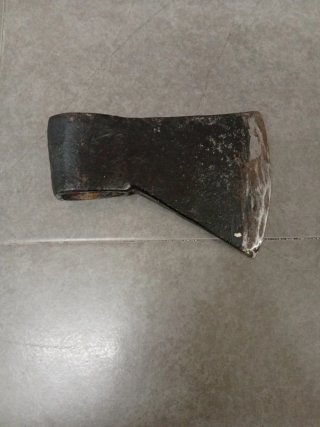 Hoja y palo de hacha