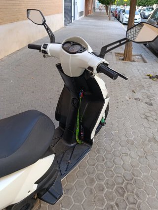 Aprilia Sportcity 125cc Moto Scooter