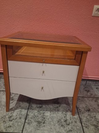 Mesilla de noche madera y cristal