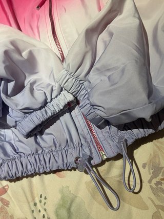 Chaqueta Bershka degradada rosa y lila