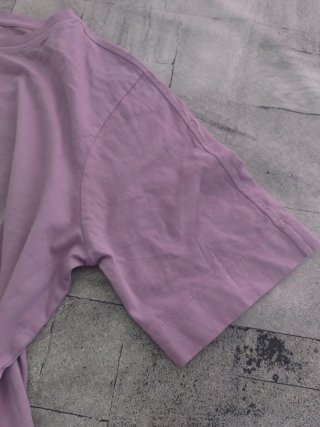 Camiseta Morada Talla L La Beauté de Amour