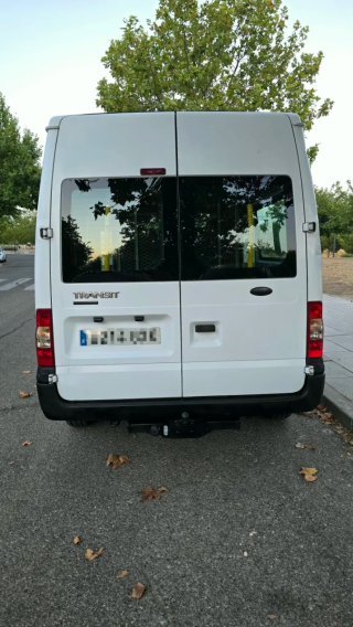 Ford E-Transit Courier 2010