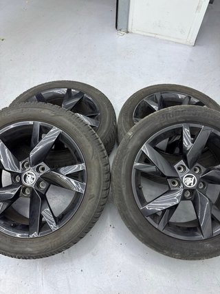 Llantas Originales de Skoda 205/55 R17 95V