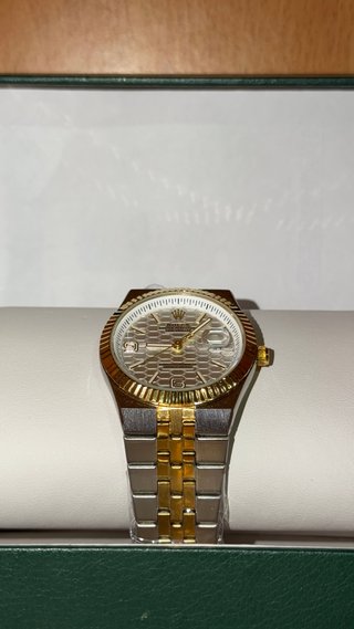 Reloj elegante Automático Oro y Plata NUEVO