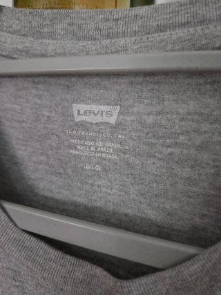 Camiseta Levi's Gris Logo