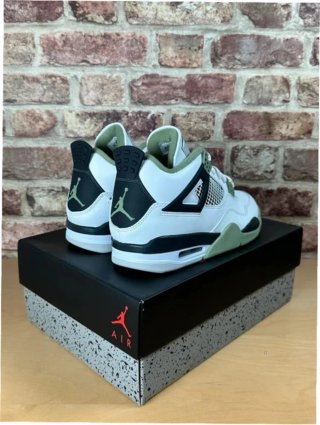 Jordan 4 Retro Seafoam EU39