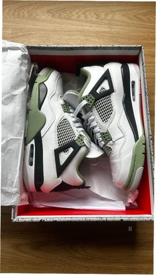 Jordan 4 Retro Seafoam EU43