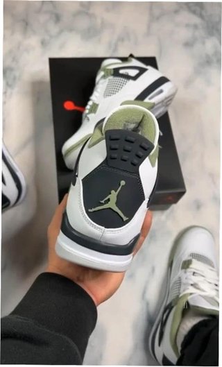 Jordan 4 Retro Seafoam EU40