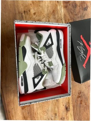 Jordan 4 Retro Seafoam EU41