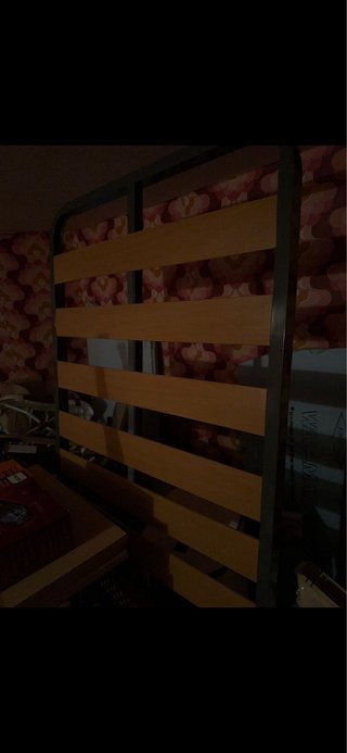 Somier 135cm Metal y Madera