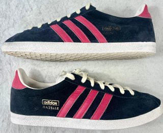 Zapatillas Adidas Negras y Rojas