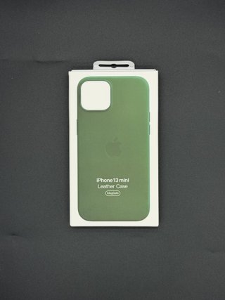 Funda iPhone 13 Mini Piel Nueva 4