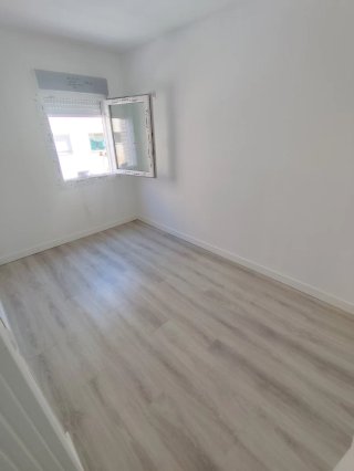 Venta piso en barrio Oliver