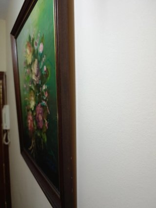 Cuadro al óleo de flores y caballos
