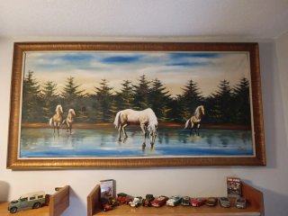 Cuadro al óleo de flores y caballos