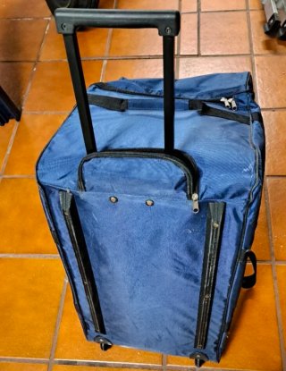 Vaporeta Mercedes Azul
