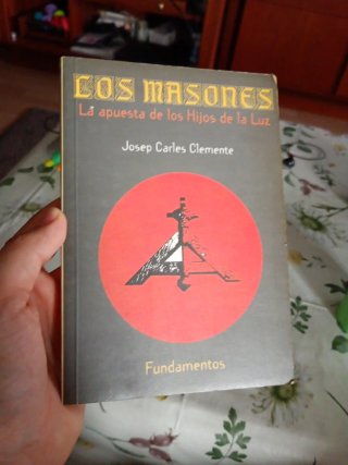 Los masones. Primera edición 1996.