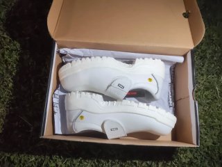 Zapatos de trabajo blancos