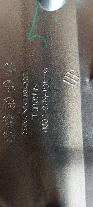 Tapa Izquierda Honda CB125R
