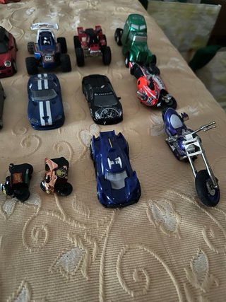 Lote di Auto Giocattolo Vari Modelli