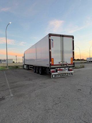 Semirremolque Schmitz Paquetero 2015