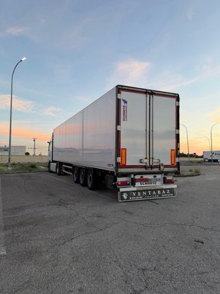 Semirremolque Schmitz Paquetero 2015