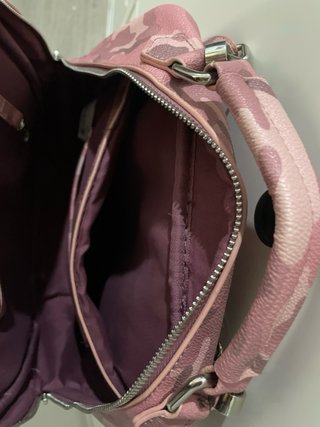 Mochila rosa camuflaje perro francés