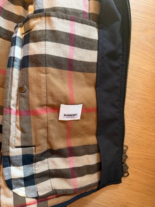 Chaqueta Burberry acolchada negra Talla M