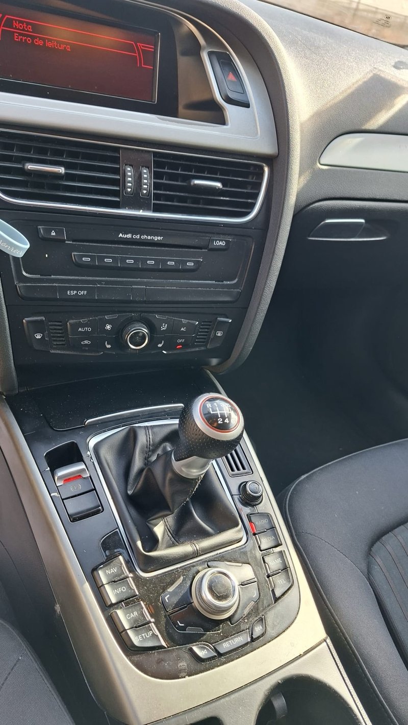 Audi A4 2009 - foto 1