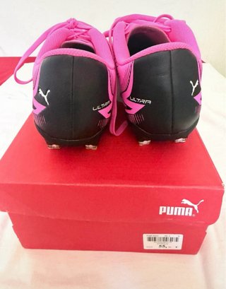 Scarpe da calcio Puma Ultra Play rosa