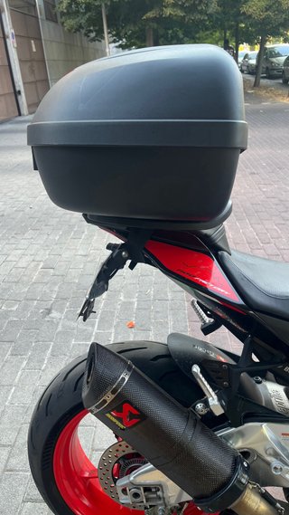 Aprilia Tuono 1100 V4 Factory Superpole 2017
