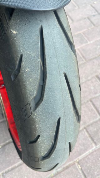 Aprilia Tuono 1100 V4 Factory Superpole 2017