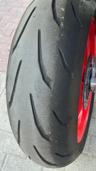 Aprilia Tuono 1100 V4 Factory Superpole 2017