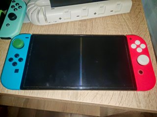 Nintendo Switch OLED con Accesorios