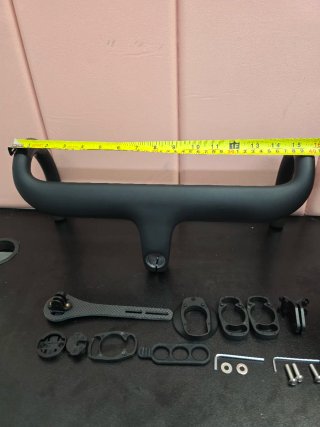 Manillar Carbono 400mm + Accesorios