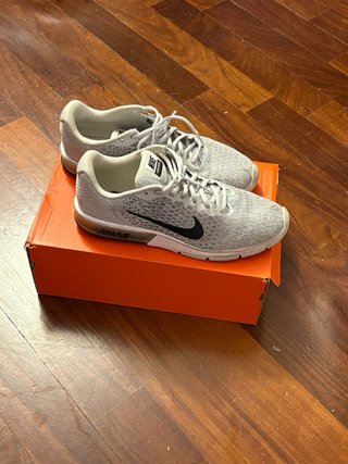 Sneakers Nike Air Max Sequent 2