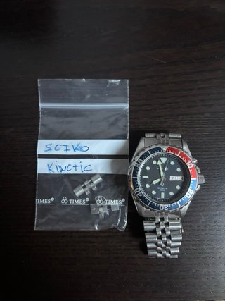 Seiko Kinetic Diver Pepsi SKA371 Vintage 200m
