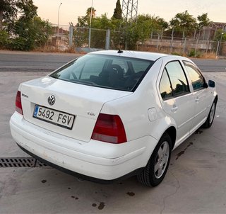 Volkswagen Bora 2000