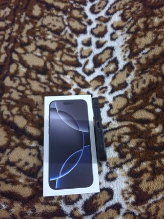 iPhone 16 Pro Max 256 GB Space Gray salud 97