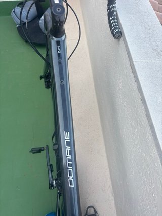Bicicleta Trek Domane AL5