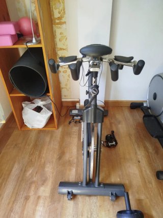 Bicicleta Estática con Pedal Roto