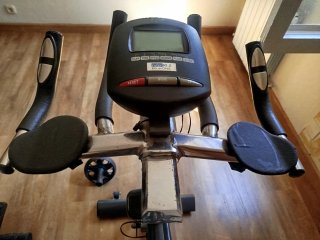 Bicicleta Estática con Pedal Roto