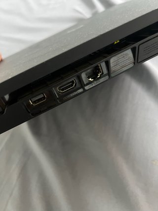 PS4 Slim 1TB Negra + 2 mandos