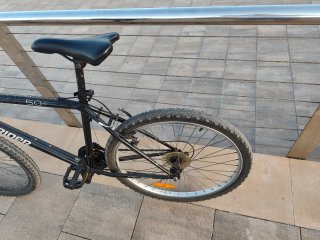 Bicicleta Rockrider 5.0 Negra.