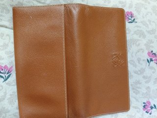 Cartera larga de piel Lowe