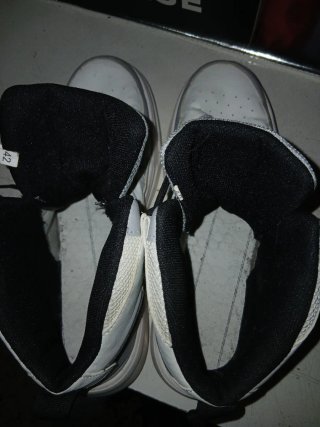 Zapatillas Converse Unisex Grises y Blancas