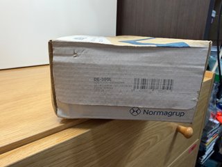 Luz LED emergencia estanca IP65