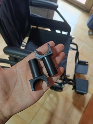 Silla de ruedas plegable + muletas